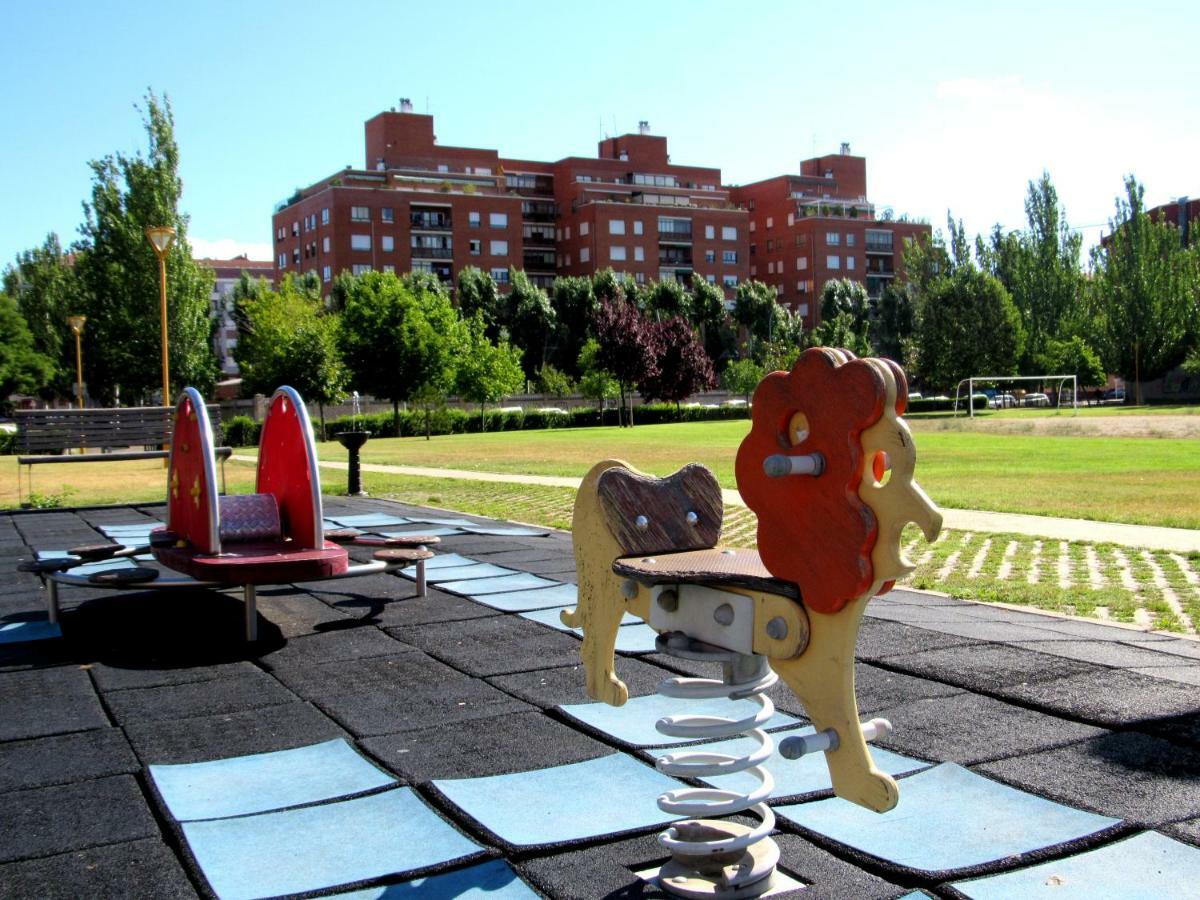 Ferienwohnung Www Parques De La Catedral Travel Com Parking Privado Gratis León Exterior foto